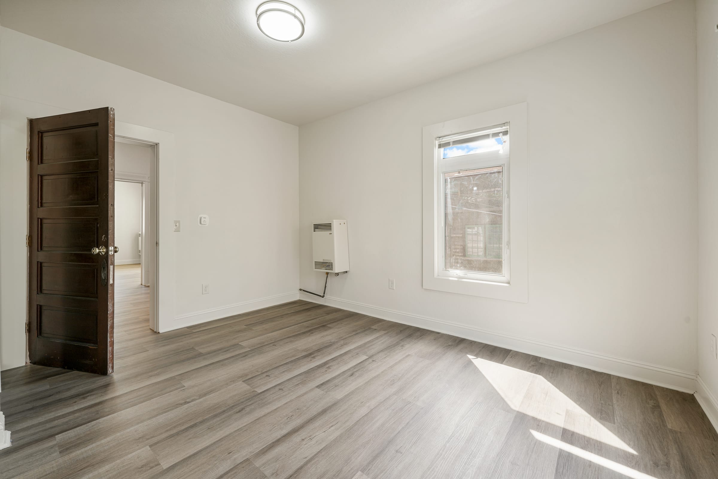 2545 Benvenue Ave #2 — photo 8