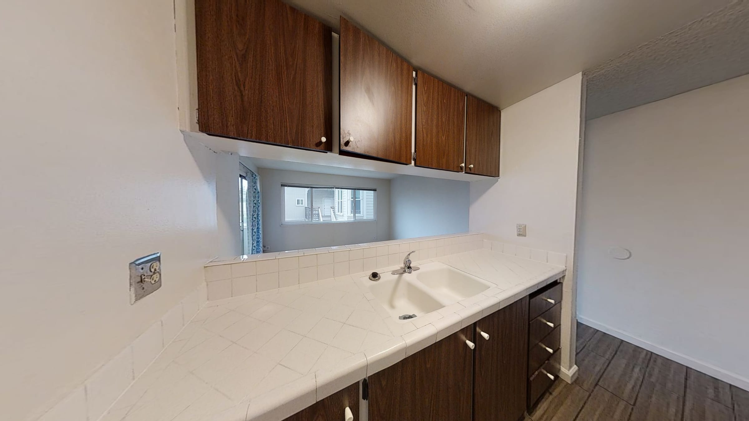 2028 Dwight Way #2D — photo 2