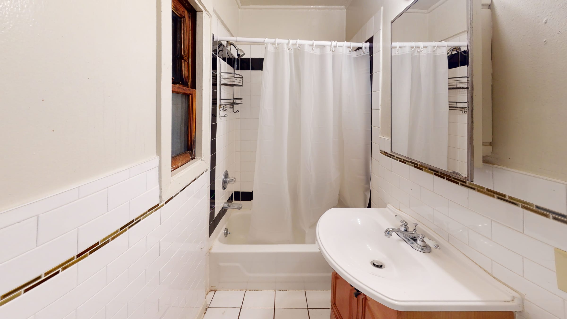 2551 Benvenue Ave #B — photo 10