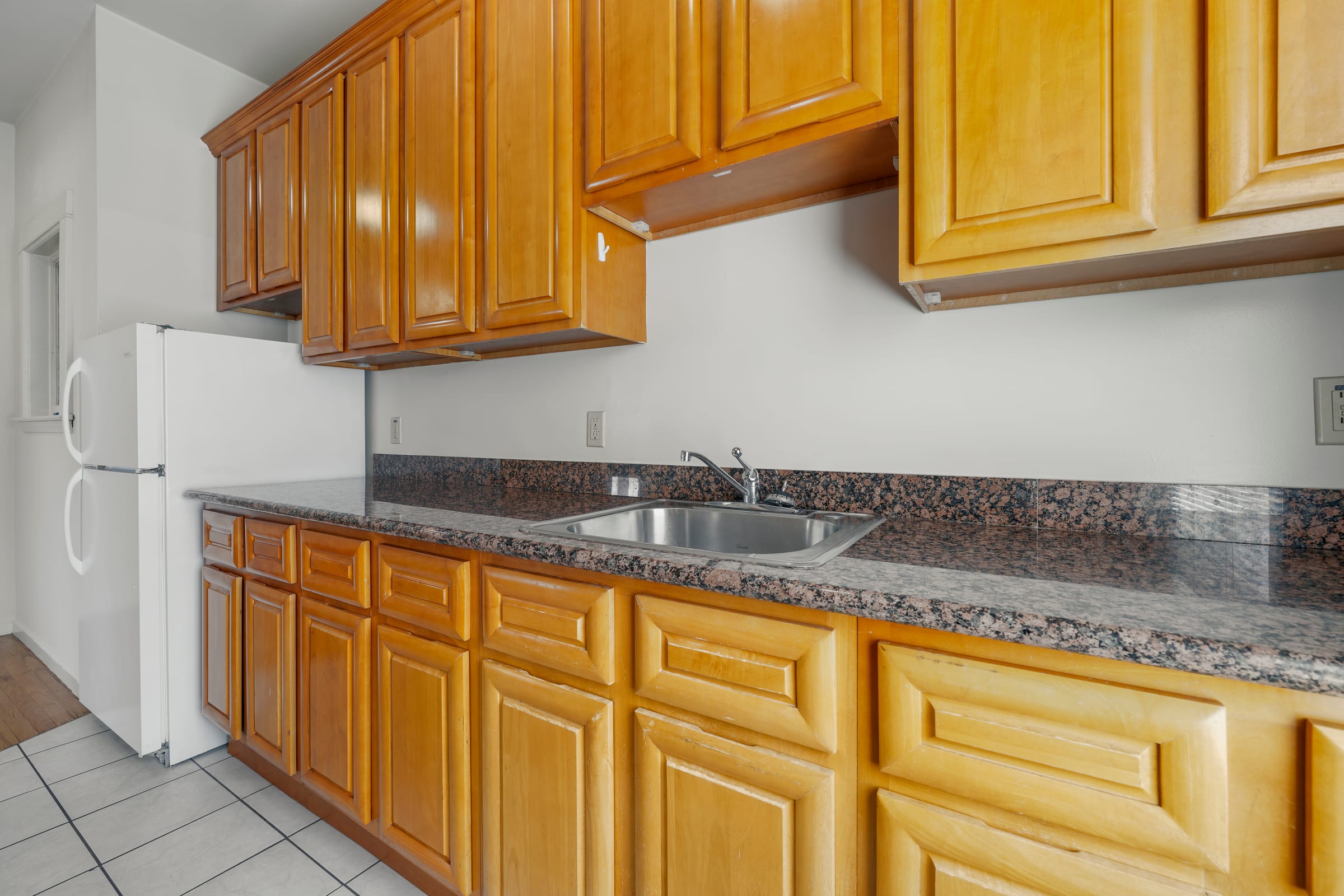 2322 Shattuck Ave #208 — photo 8