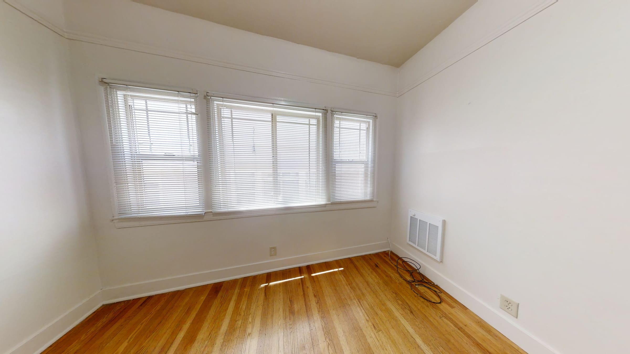 2460 Parker st #4 — photo 8