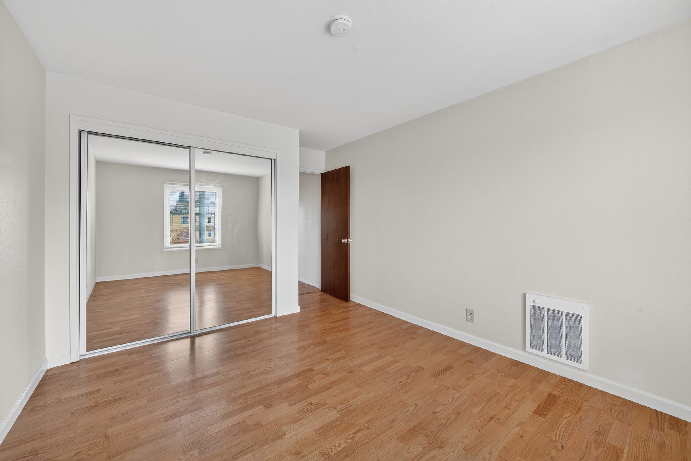 2511 Parker St #205 — photo 15