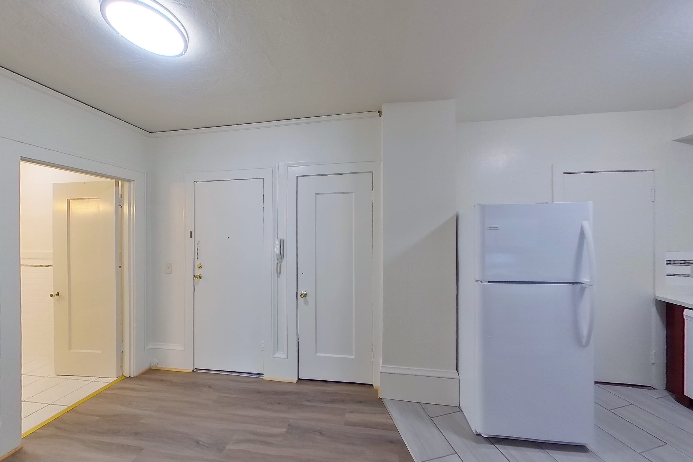 2126 Bancroft #1 — photo 12