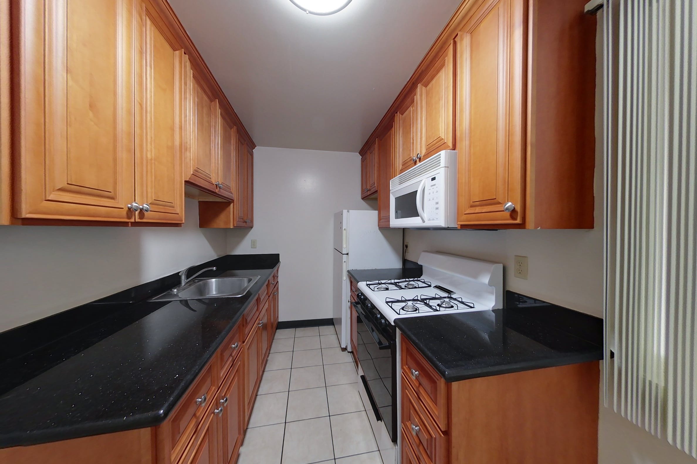 2025 Francisco St #C — photo 5