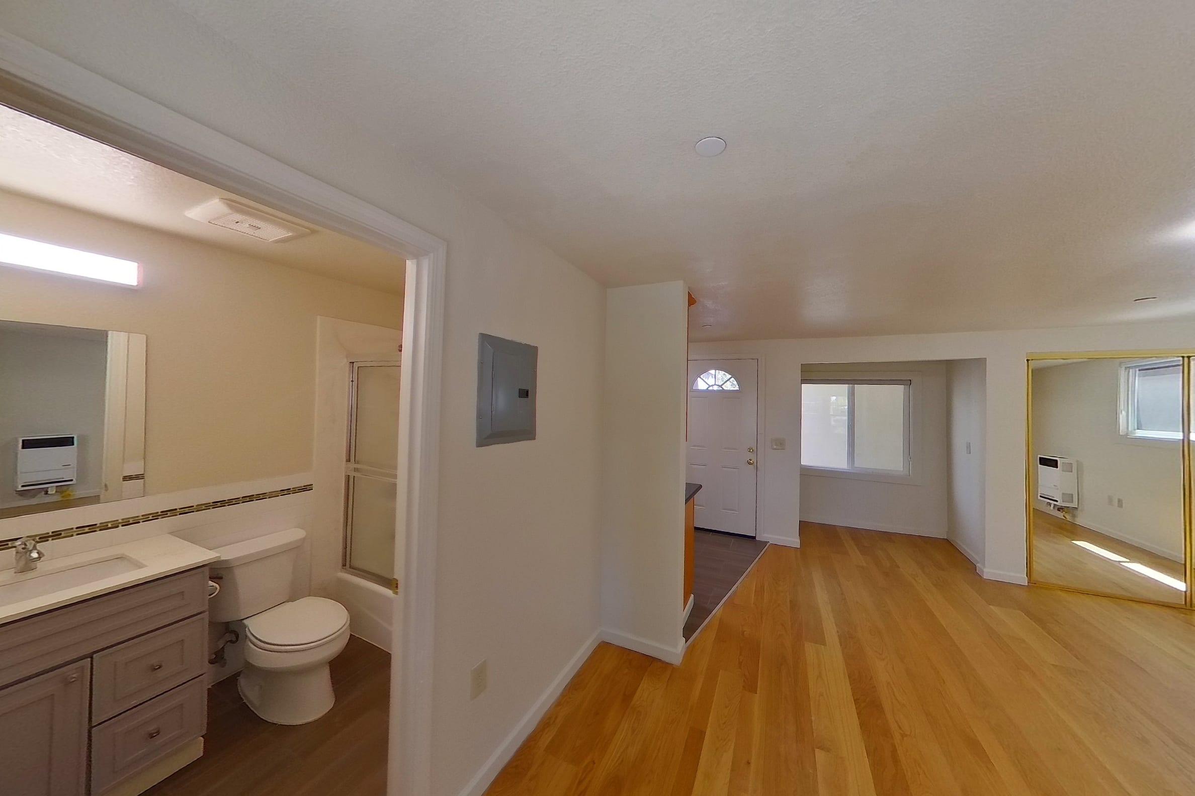 2543 Piedmont Ave #1 — photo 5