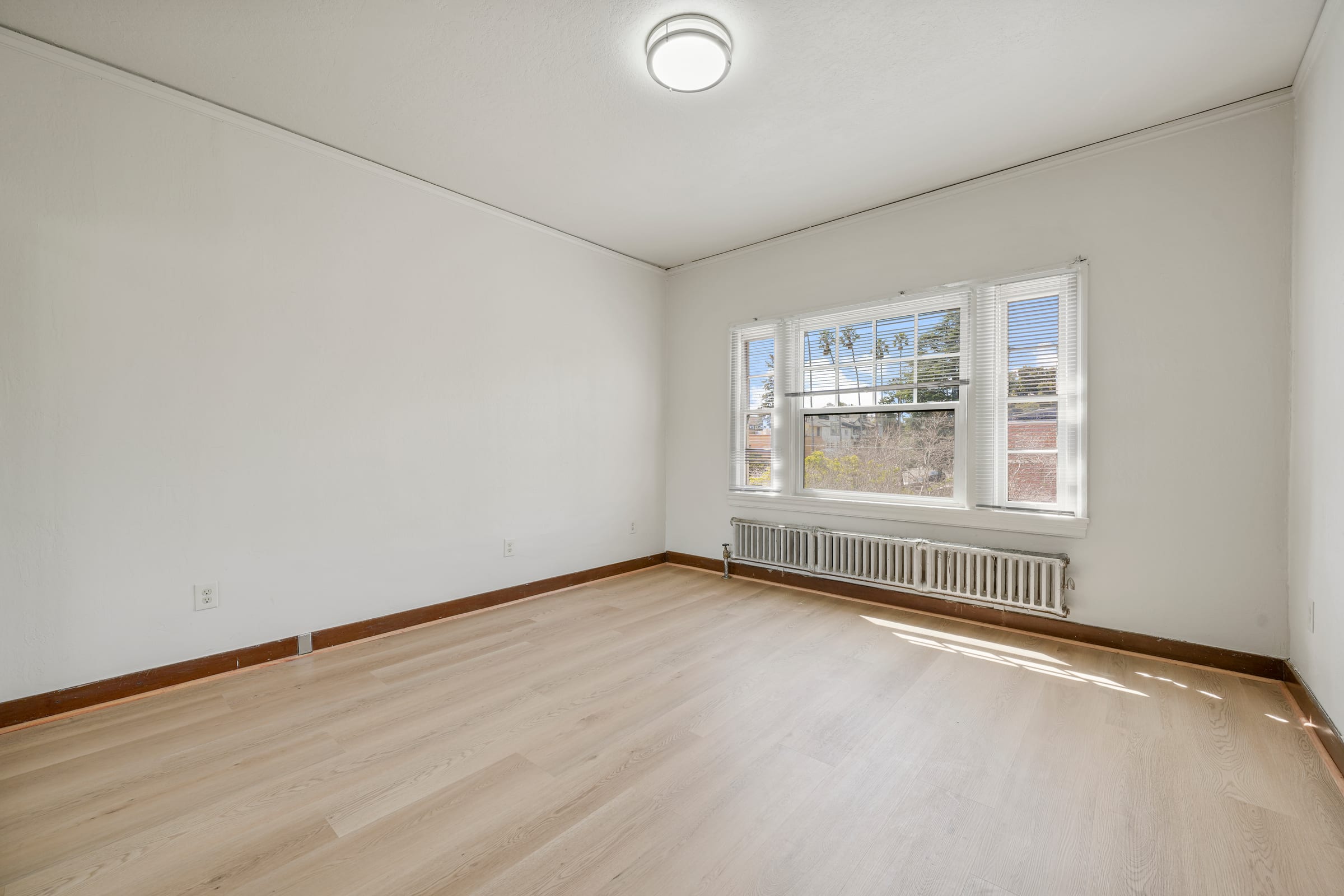 1799 Euclid Ave #28