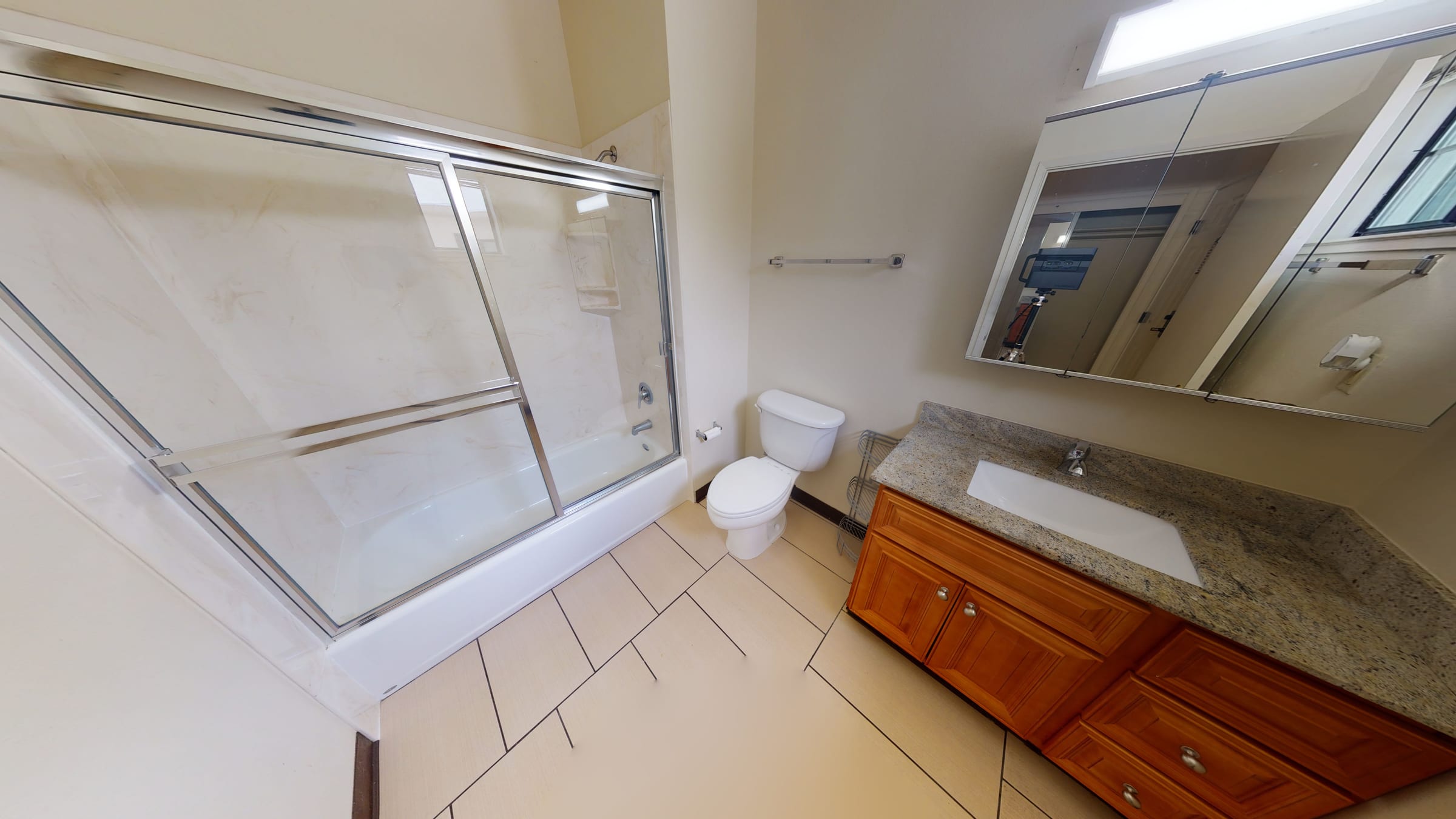 2616 Telegraph Ave #402 — photo 6