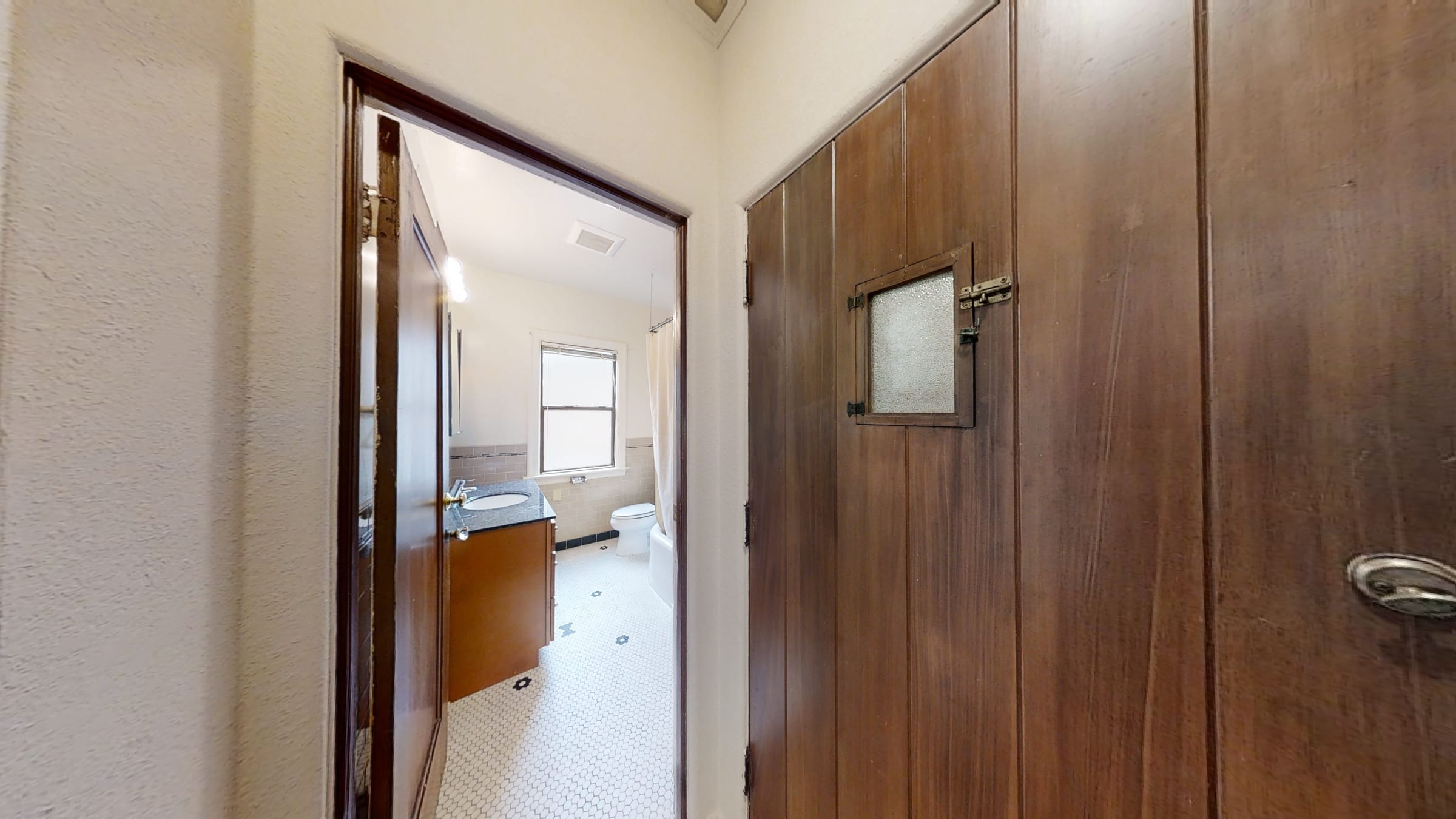 2030 Dwight Way #302 — photo 8