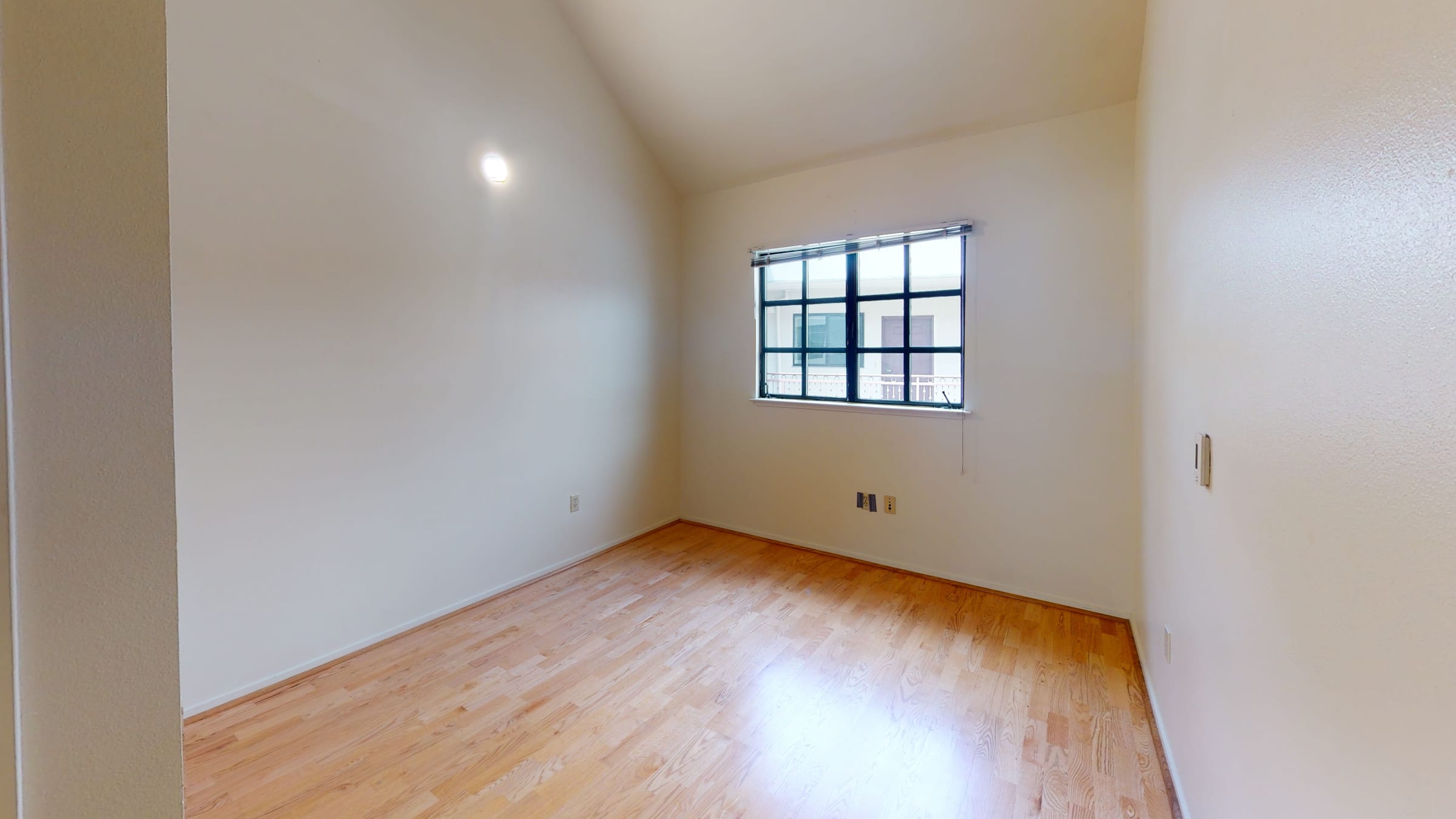 2616 Telegraph Ave #402 — photo 11